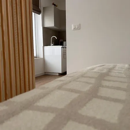 Everest Apartment *