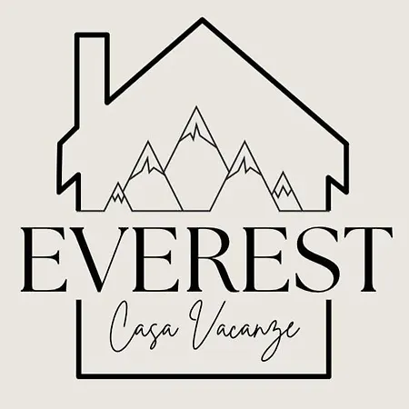 Everest Apartment